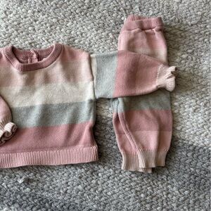 GAP / Sz 6-12 months / Striped Pink and Gray Knit Sweater Set